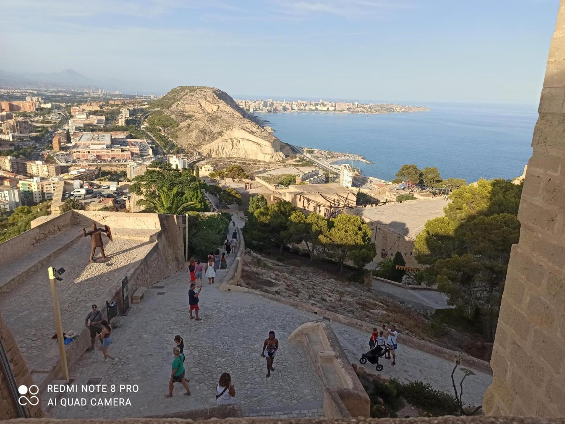 Ricardo Hostal Apartamento 3 Habitaciones Alicante Ngoại thất bức ảnh
