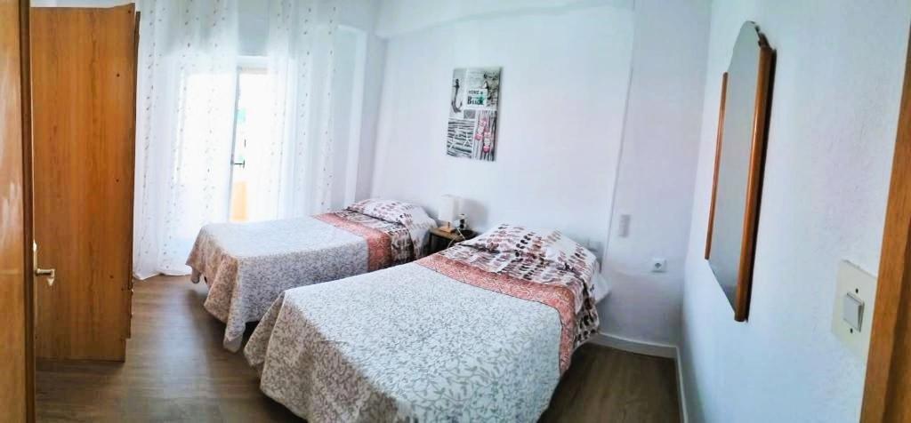 Ricardo Hostal Apartamento 3 Habitaciones Alicante Ngoại thất bức ảnh