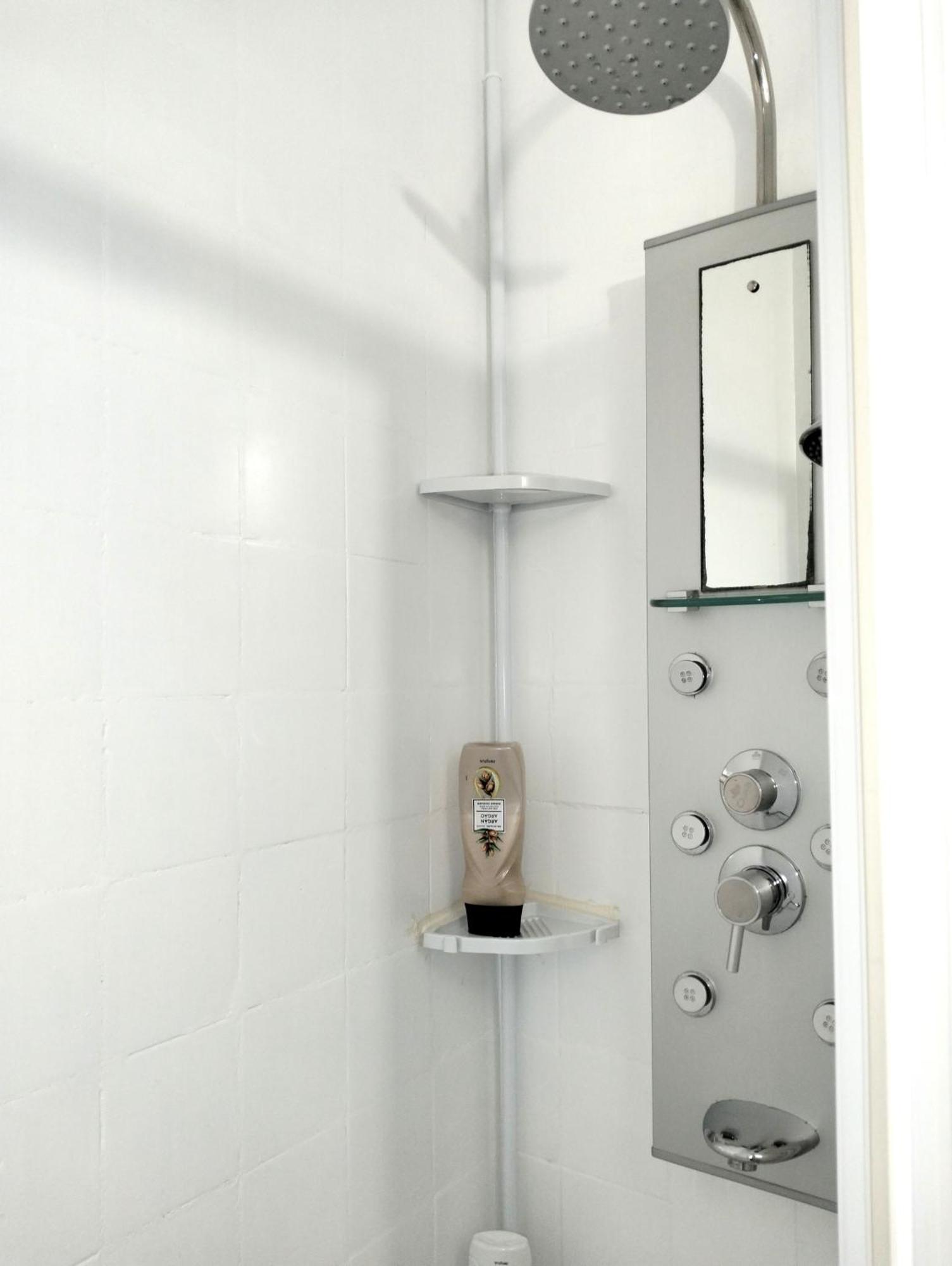 Ricardo Hostal Apartamento 3 Habitaciones Alicante Ngoại thất bức ảnh