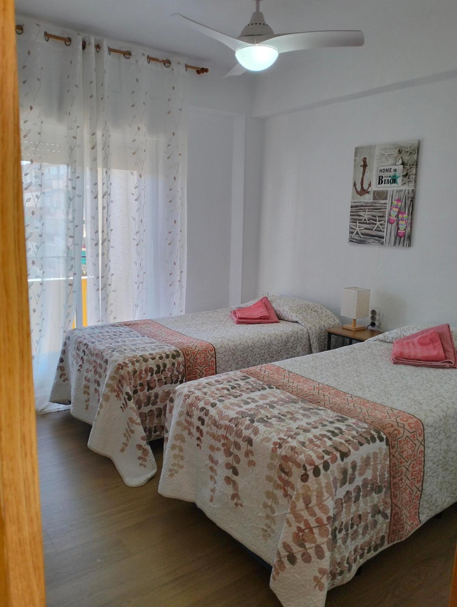 Ricardo Hostal Apartamento 3 Habitaciones Alicante Ngoại thất bức ảnh