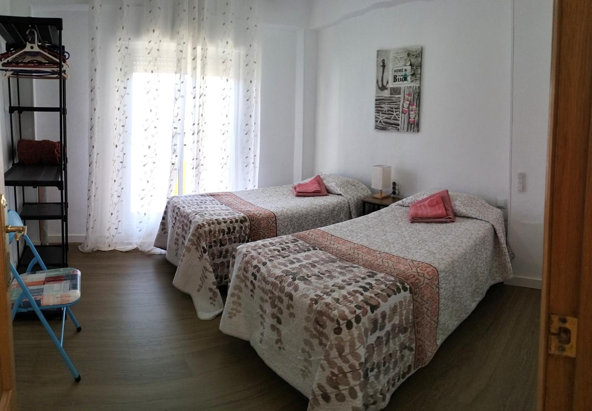 Ricardo Hostal Apartamento 3 Habitaciones Alicante Ngoại thất bức ảnh